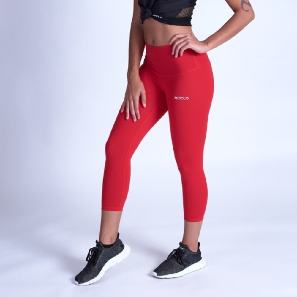 ENERGY Sculpt Active Wear Capris - Red
